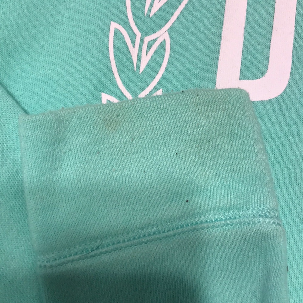 Vs hoddie - Picture 3 of 4